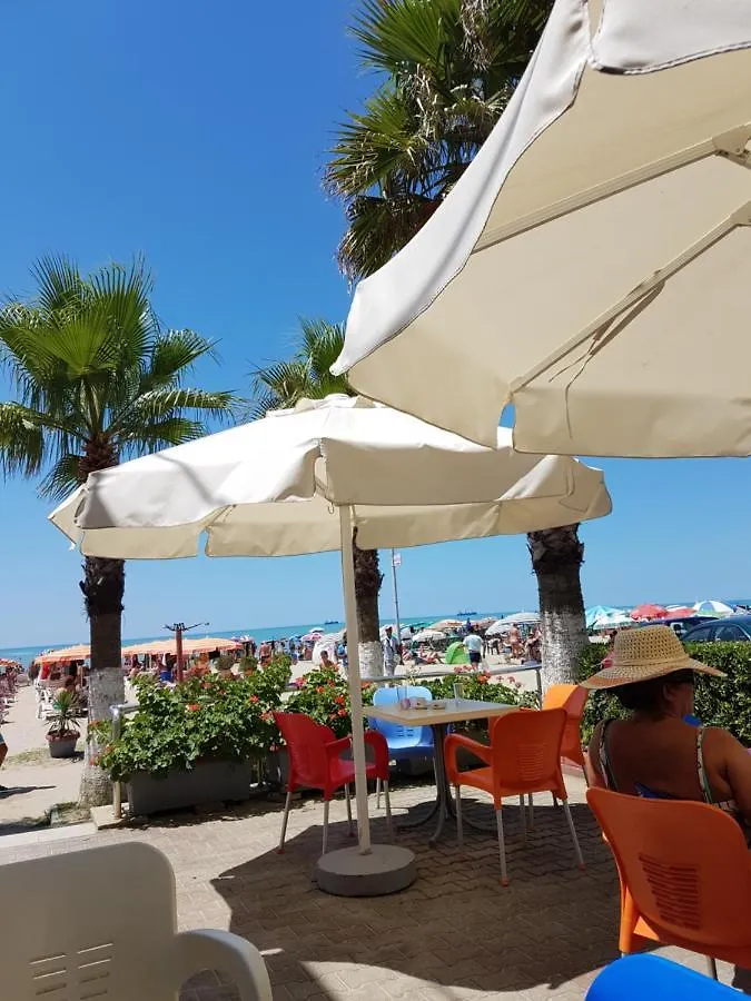 Relax Apartament دراس شقة